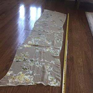 Sheer scarf with floral print